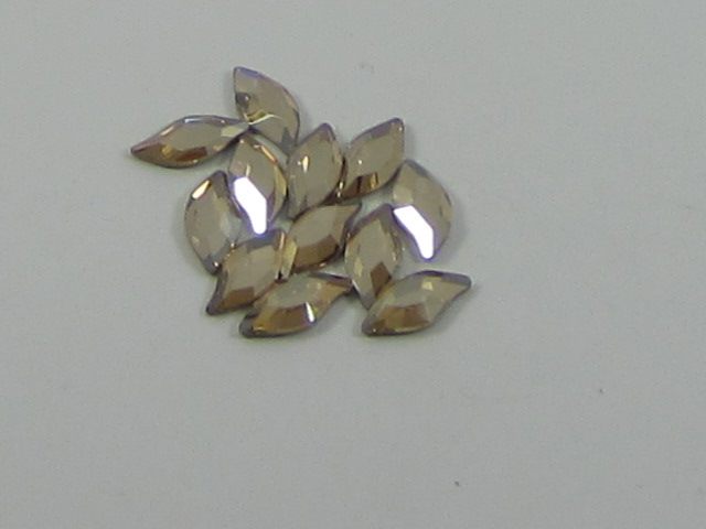 12 pcs. 10x5mm  DIAMOND LEAF GOLDEN SHADOW FLATBACK European Rhinestones